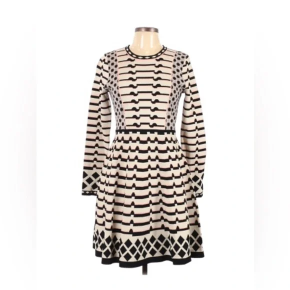 Eliza J Artwork Jacquard Sweater Dress Long Sleeve Fit & Flare size Large NWT - Picture 2 of 9